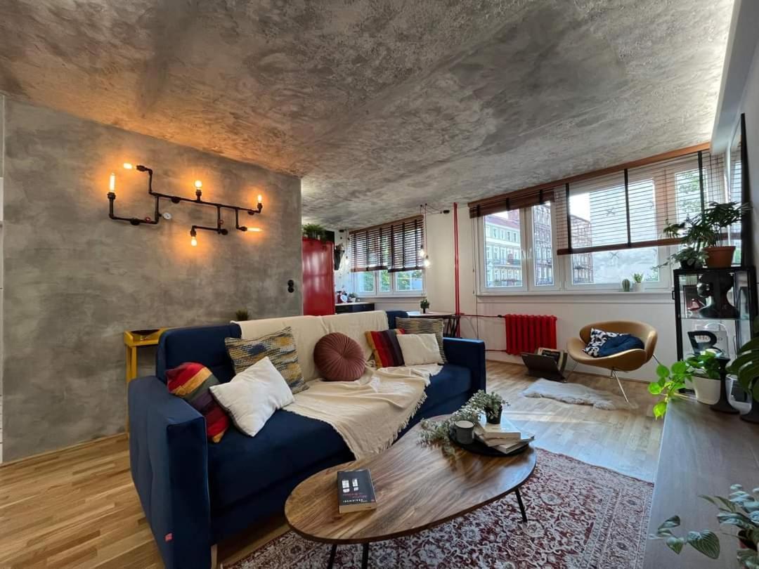 Modern Retro Apart ~ 800M Main Square فروتسواف المظهر الخارجي الصورة